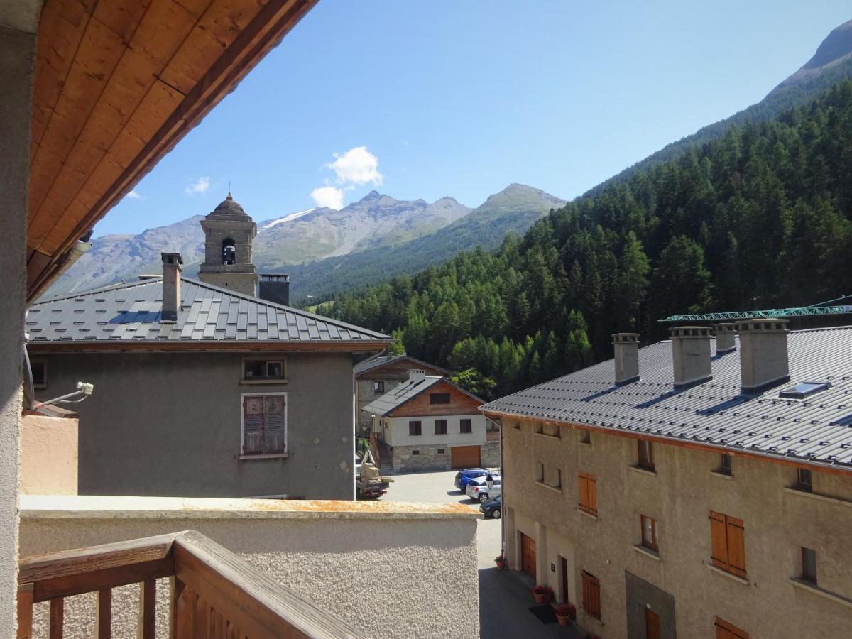 Appartement chaleureux avec wifi de 10 personnes à Val-Cenis Lanslebourg-Mont-Cenis Esterno foto