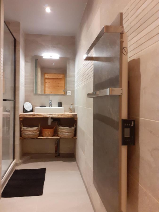 Appartement chaleureux avec wifi de 10 personnes à Val-Cenis Lanslebourg-Mont-Cenis Esterno foto