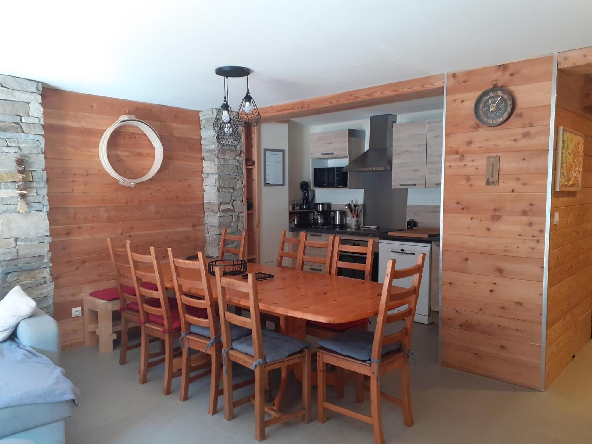 Appartement chaleureux avec wifi de 10 personnes à Val-Cenis Lanslebourg-Mont-Cenis Esterno foto